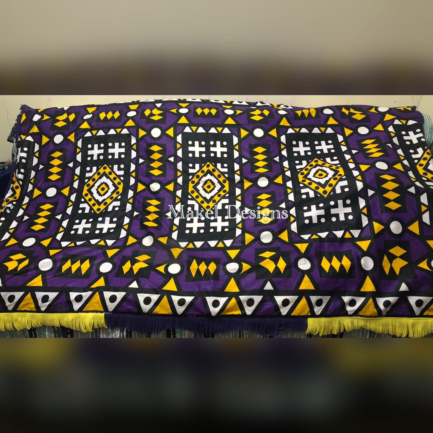 Covered: two-layers Ankara blanket