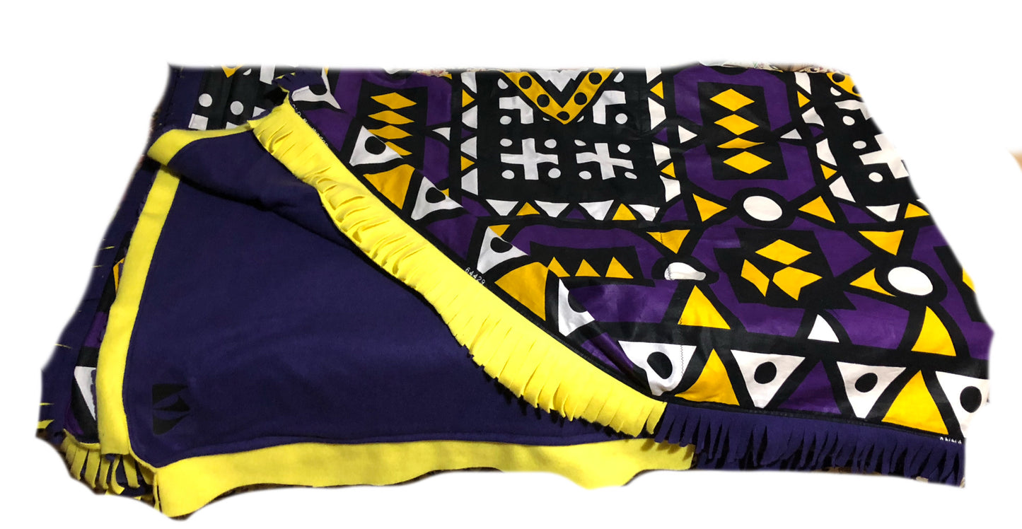 Covered: two-layers Ankara blanket